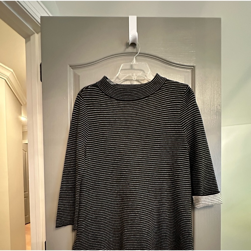 Black and Cream Stripe Top